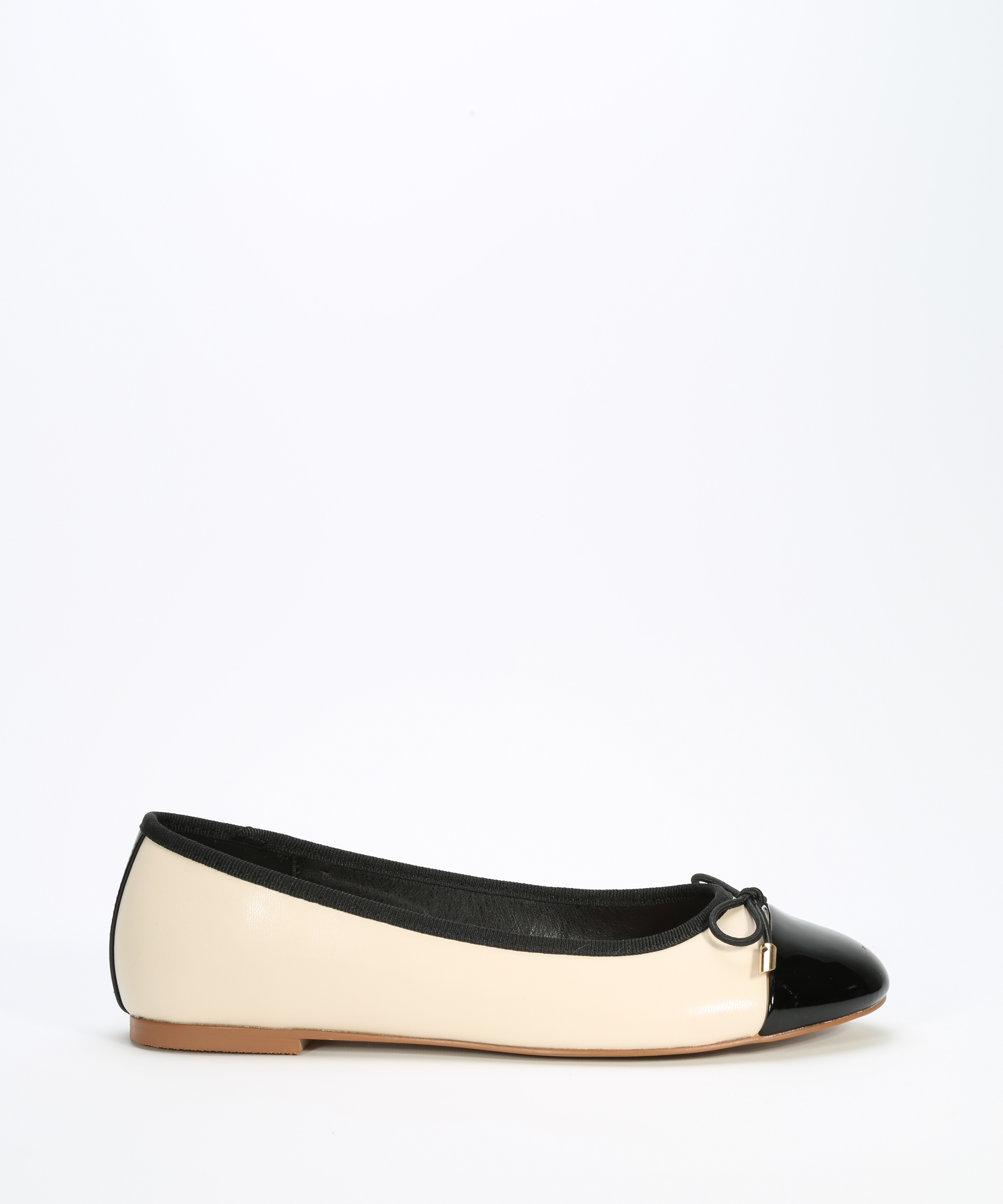 Sabrina biqueira combinada image number null